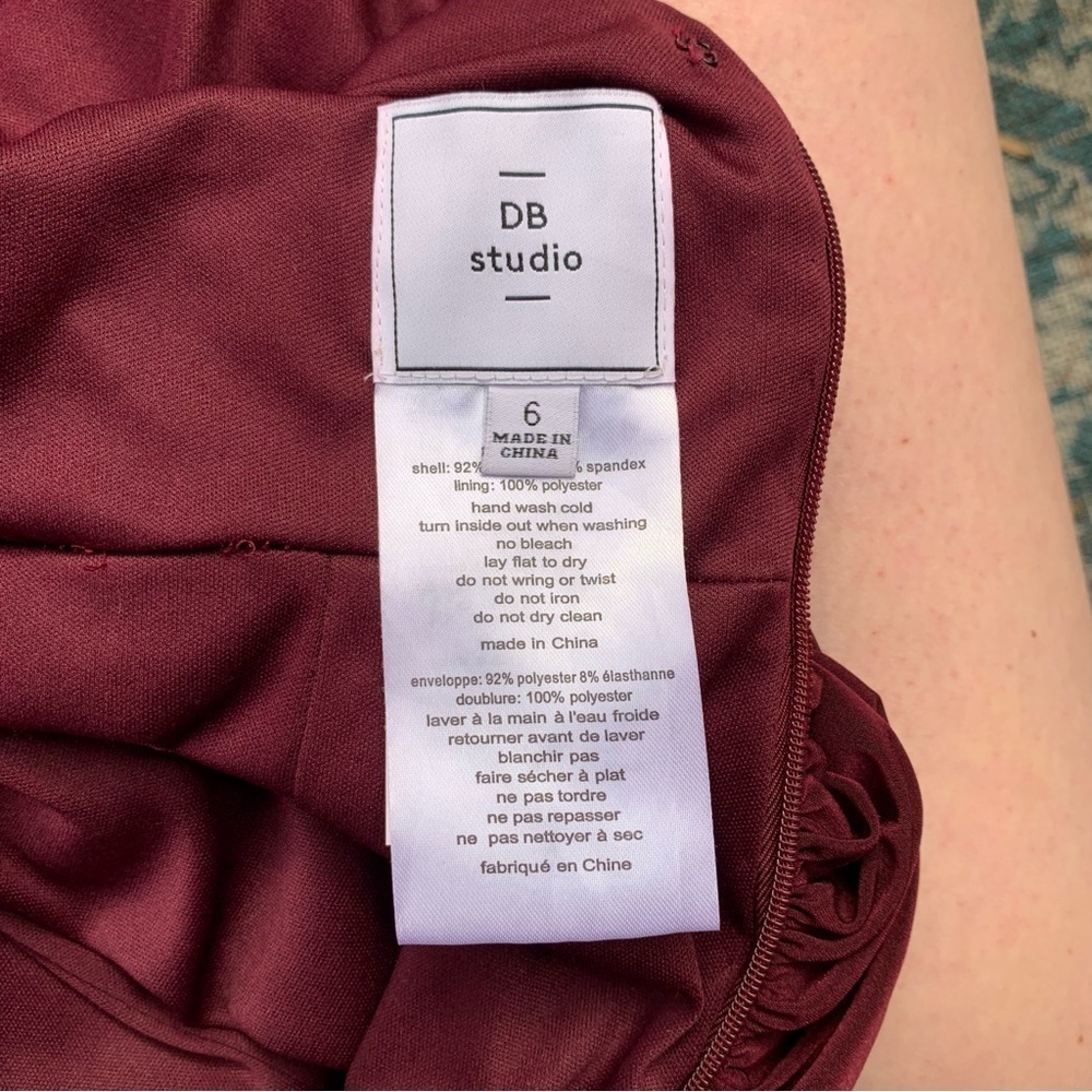 DB STUDIO Ruched Jersey V-neck Sheath Dress in Wine Red Size 6 Bridesmaid Formal - Picture 10 of 13
